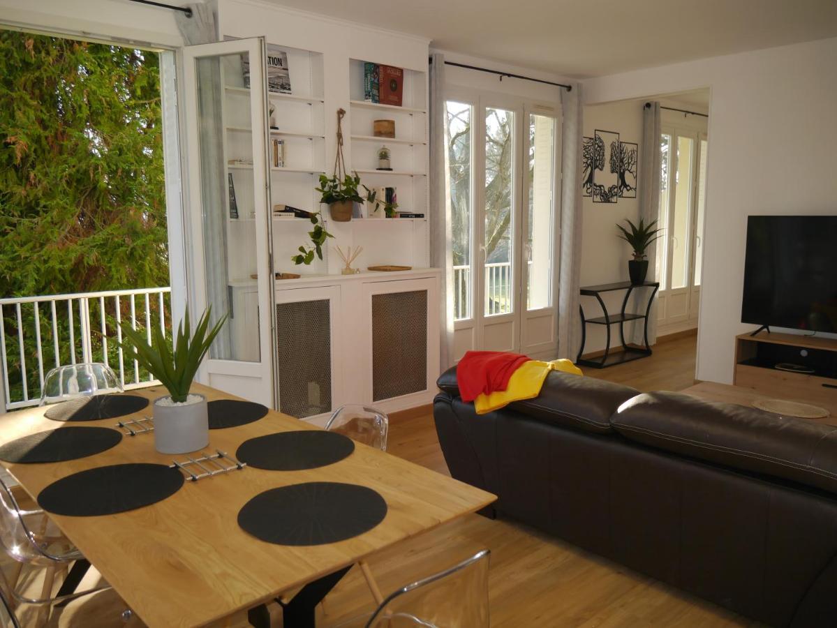 Spacieux F5 au parc arboré Orsay Extérieur photo